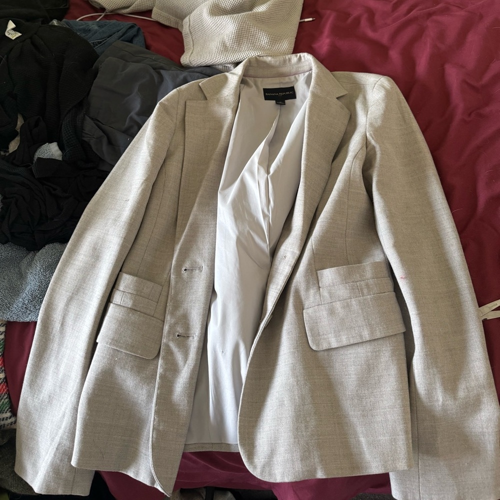 Cream banana republic top